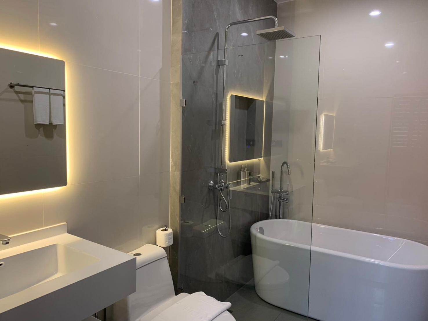 Tobedzz Hotel Ranong Exterior photo