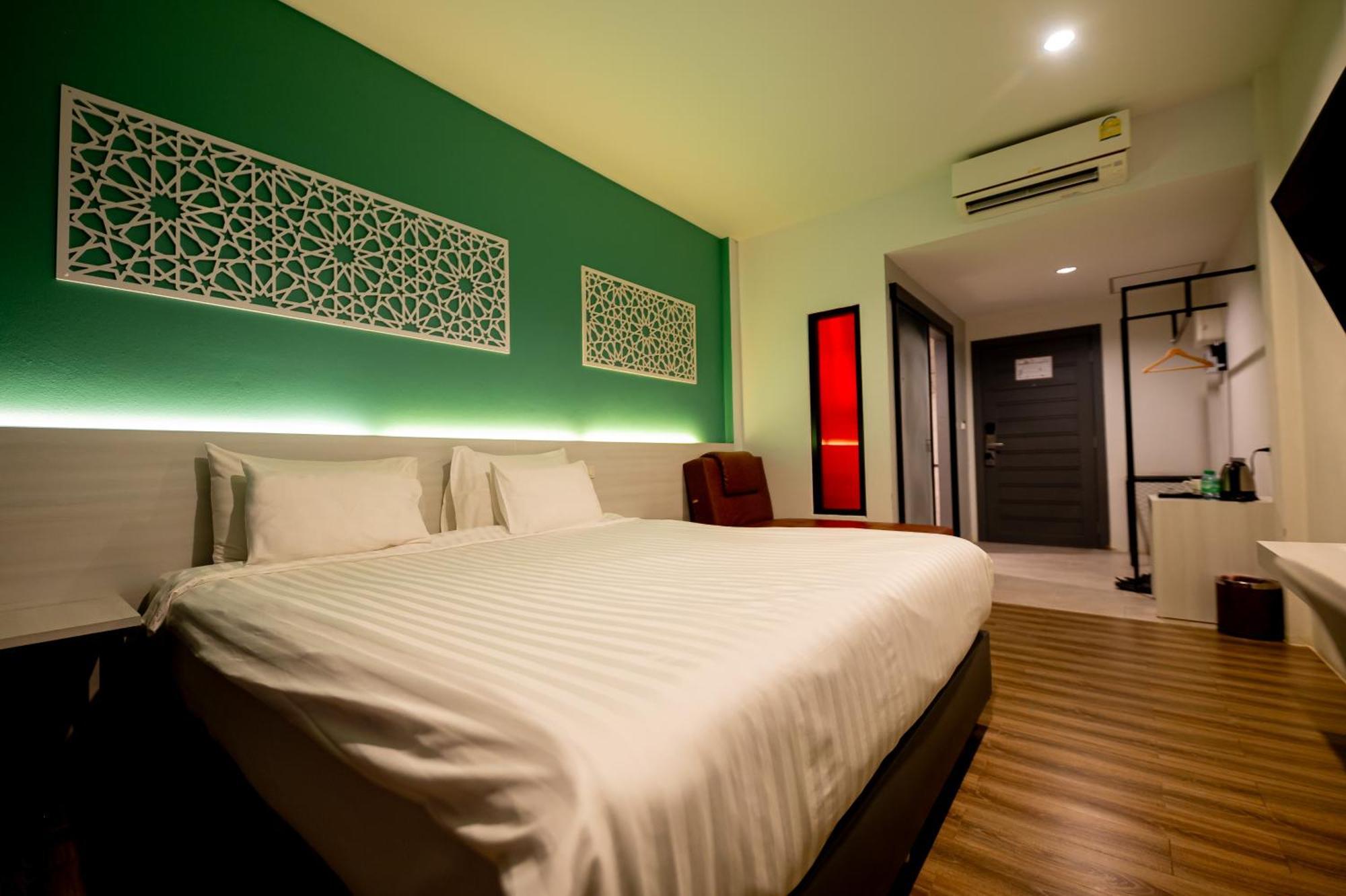 Tobedzz Hotel Ranong Exterior photo